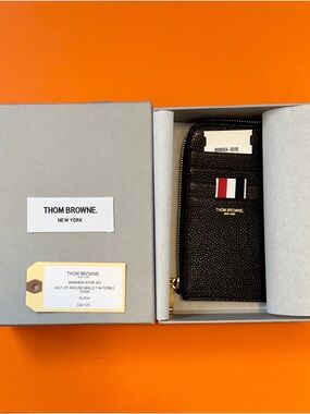 Thom Browne Black Pebble Grain Half-Zip Wallet